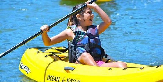 Local Hispanic Community enjoys paddleboarding & kayaking on San Francisco Bay