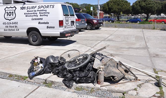 Fourth Annual Earth Day San Rafael Canal Clean