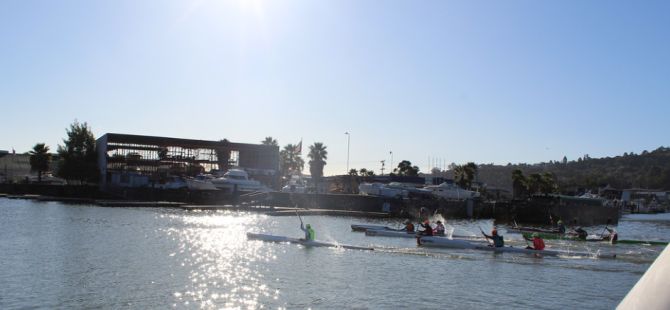 Surfski racing on San Francisco Bay