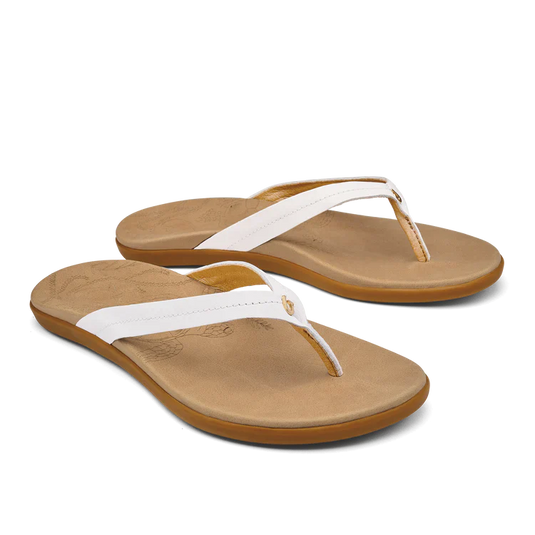 OluKai Women's Honu Sandals
