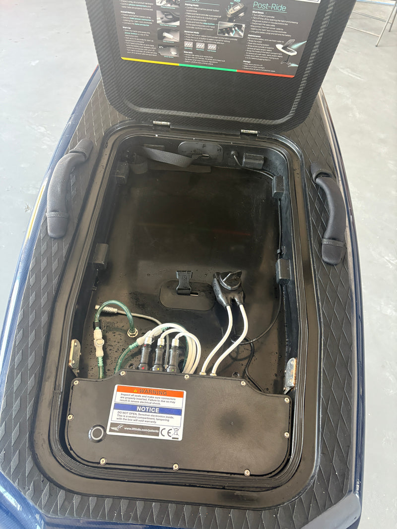 Load image into Gallery viewer, Used Lift Foil 1st Gen eFoil 5&#39;6
