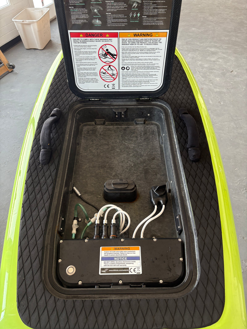 Load image into Gallery viewer, Used Lift Foil 4th Gen eFoil 5&#39;9
