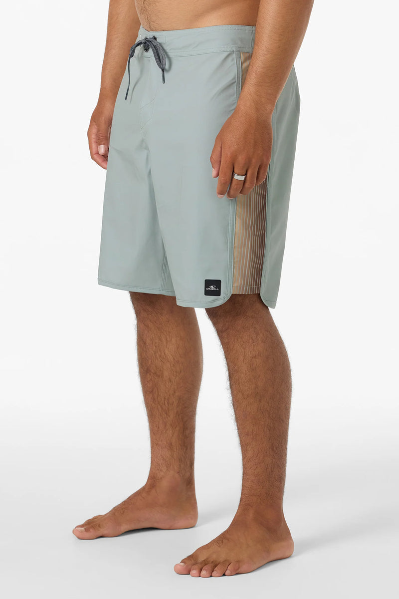 Load image into Gallery viewer, O'neill Hyperfreak Blindside Scallop 19" Boardshorts
