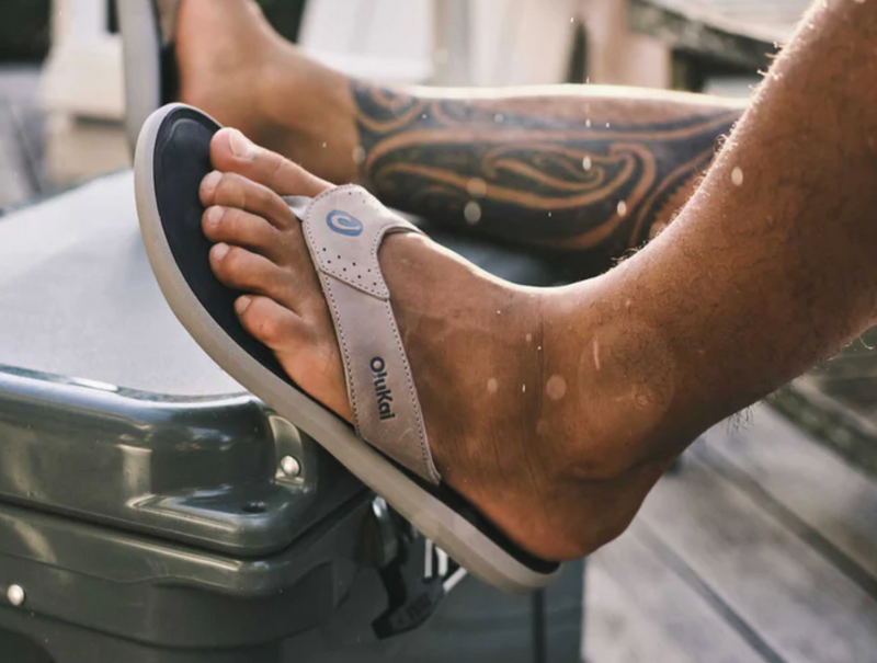 Load image into Gallery viewer, Olukai Pili Men's Sandals
