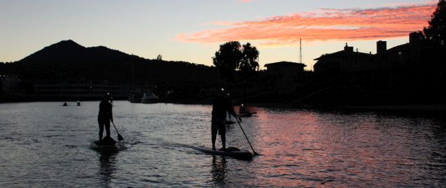 full moon paddle on san francisco bay by kayak