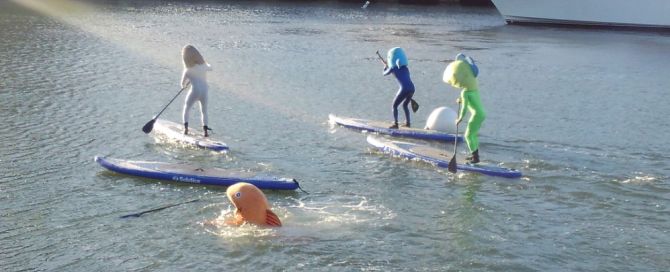 giants paddle boards in Mccovey cove