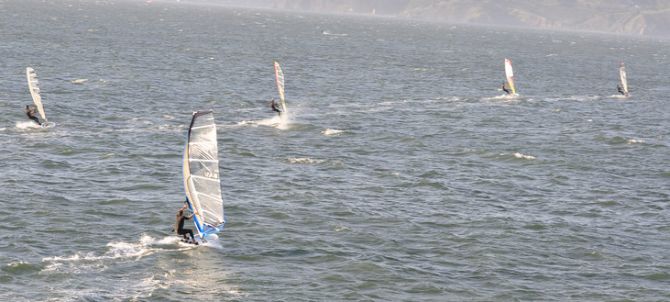 windsurfing